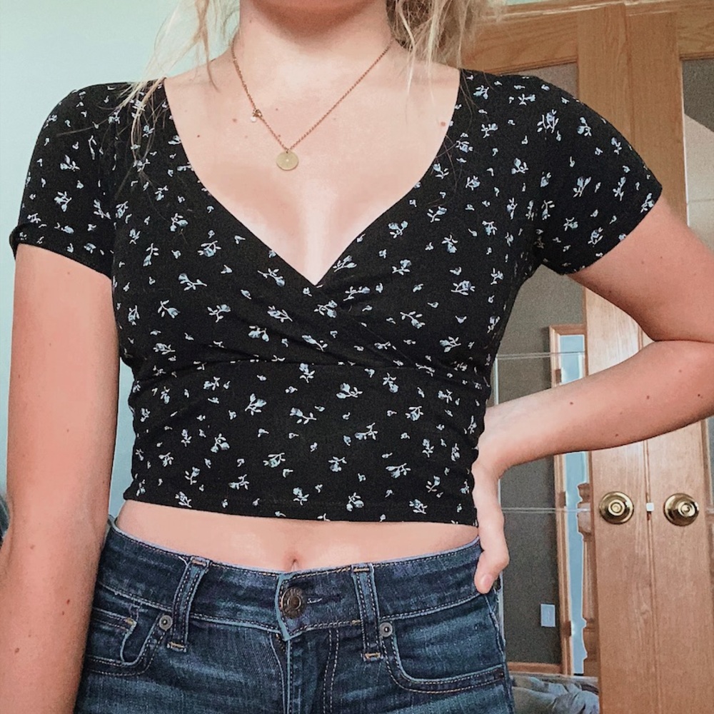 Brandi Melville wrap shirt